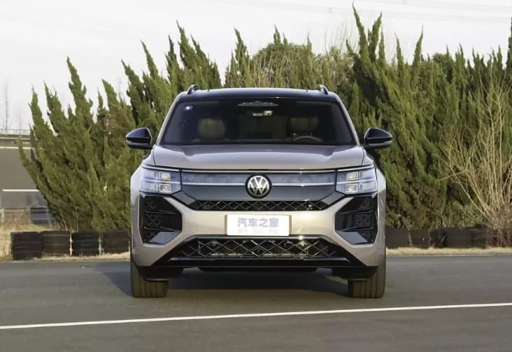 Giá lăn bánh Volkswagen Teramont Pro 02