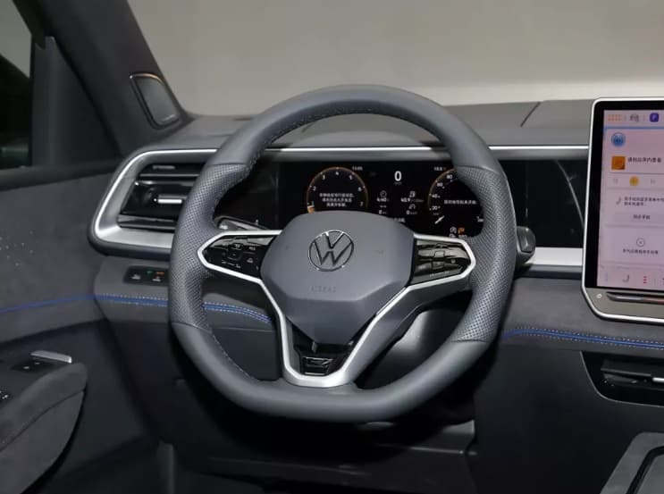 Đồng hồ trung tâm kỹ thuật số Digital Cockpit